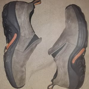 Brown Merrell brand womens clogs--size 8